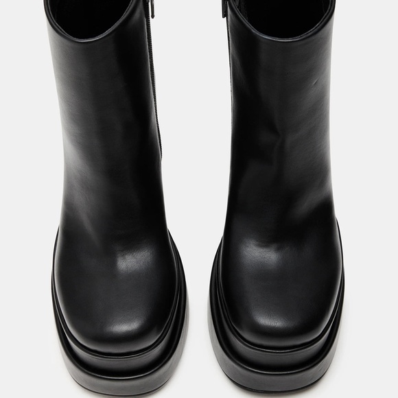 🖤Brand new! Never worn! Cobra Black Platform Boots! - Picture 8 of 8